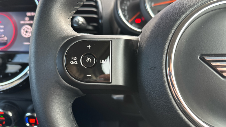 MINI Clubman 1.5 Cooper Classic 6dr Auto Petrol Estate